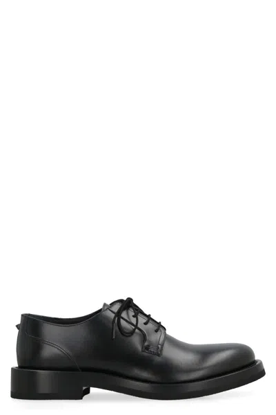 Valentino Garavani Valentino Derby Rockstud  Essential Leather Lace-up Shoes In Black