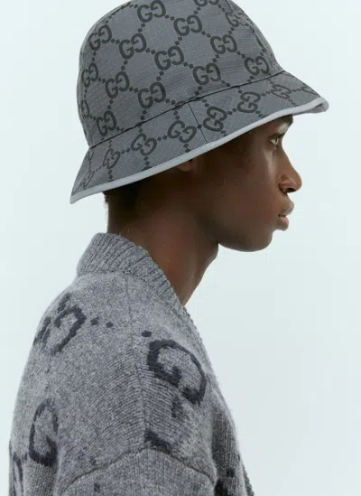Gucci Gg Supreme Bucket Hat In Grey