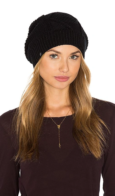 Plush Cable Knit Fleece Lined Beanie In Black