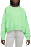 Nike Women's  Sportswear Phoenix Fleece Over-oversized Crew-neck Sweatshirt In Green