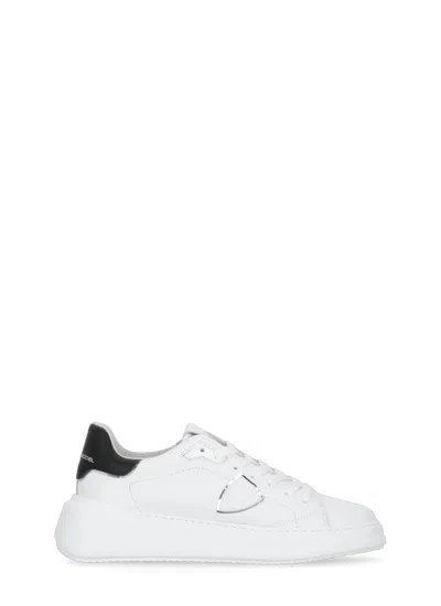 Philippe Model Tres Temple Low Sneakers In White