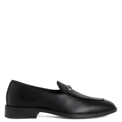 Giuseppe Zanotti Archibald Loafer Mit Schnalle In Black