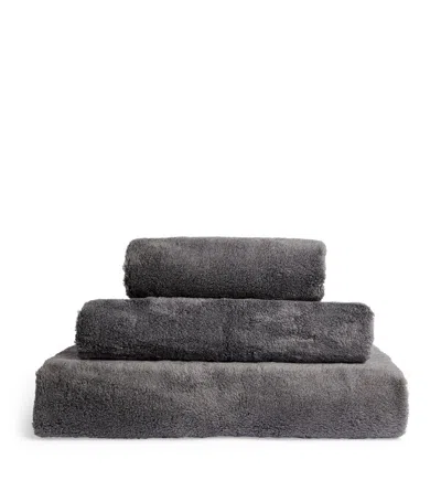 Uchino Blissful Bath Towel (50cm X 100cm) In Grey