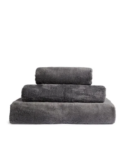 Uchino Blissful Bath Towel (70cm X 140cm) In Grey