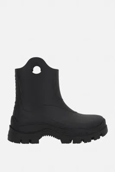 Moncler Boots In Black