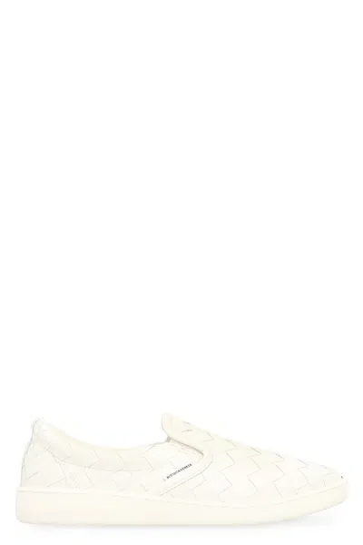 Bottega Veneta Men's Sawyer Intrecciato Leather Slip-on Sneakers In White