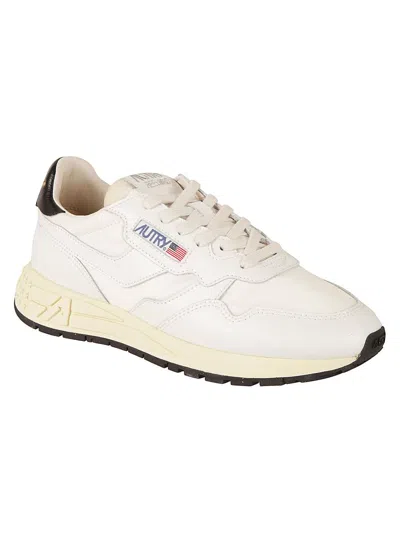 Autry Trainers White