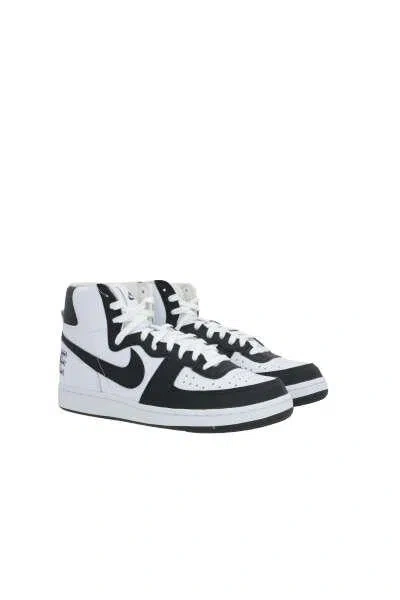 Nike X Comme Des Garcon Trainers In Black