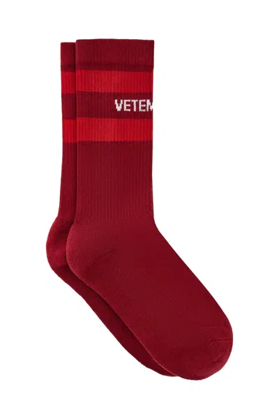 Vetements Logoed Socks Men In Red