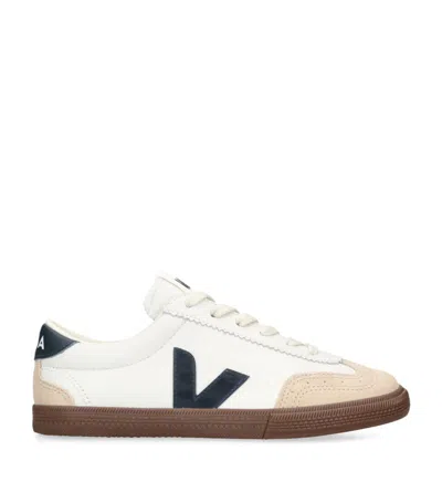 Veja Volley O.t. Leather Sneaker In White