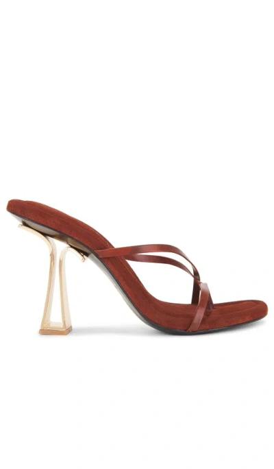 Cult Gaia Soriah Leather Crisscross Thong Slide Sandals In 红褐色