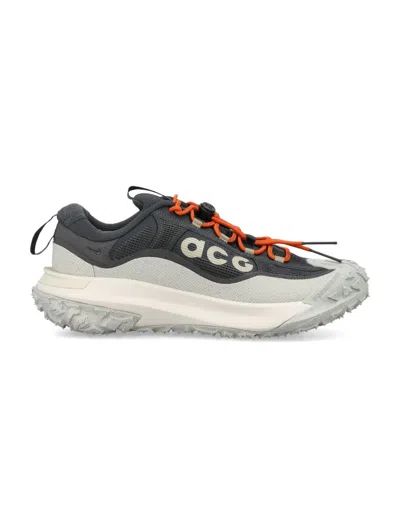 Nike Acg Mountain Fly 2 Low Sneakers In Dk Smoke Grey