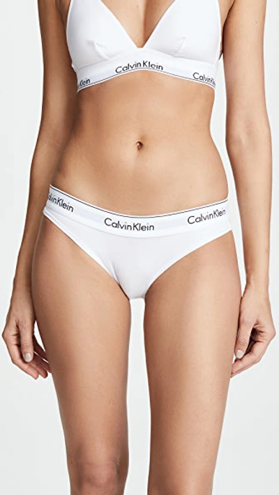 Calvin Klein Underwear Modern Cotton 比基尼短裤 In White