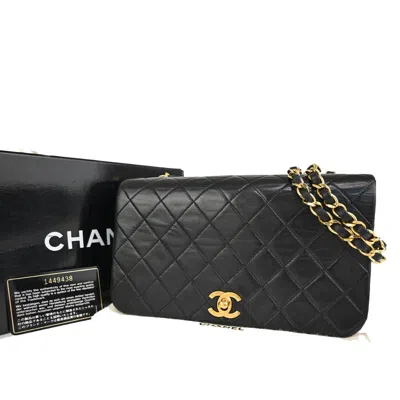 Pre-owned Chanel Wallet On Chain Black Leather Handbag ()