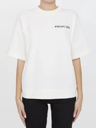 Moncler Logo T-shirt In White