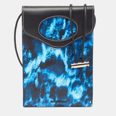 Pre-owned Burberry Blue/black Water Camo Print Leather Pocket Phone Pouch Crossbody Bag