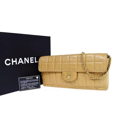 Pre-owned Chanel Chocolate Bar Beige Leather Shoulder Bag ()