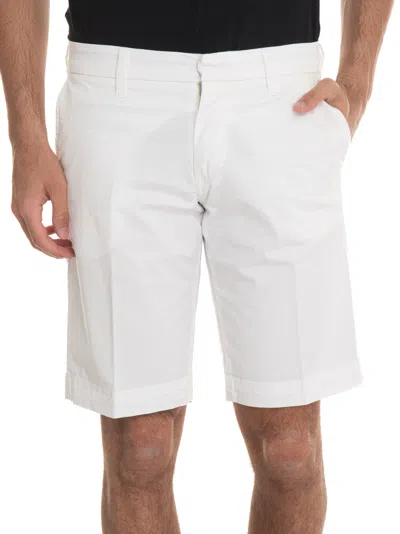 Fay Classic Plain Shorts In White