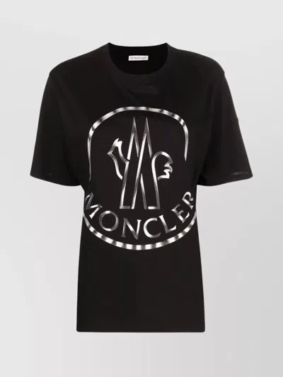 Moncler T-shirt Con Logo In Black