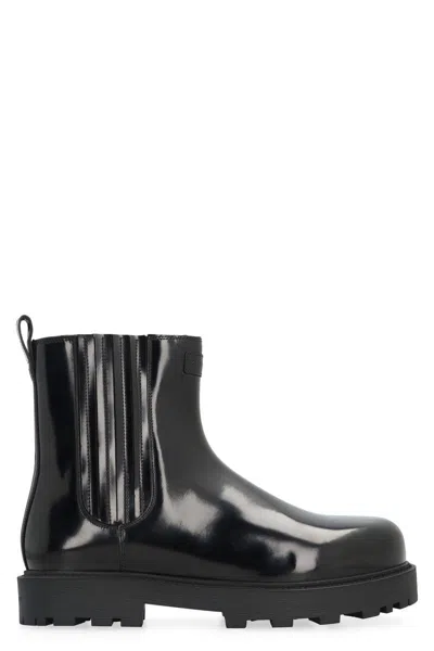 Givenchy Show Leather Chelsea Boots In Black