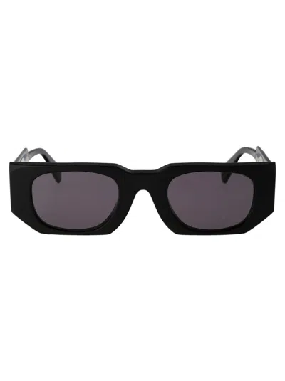 Kuboraum Sunglasses In Bm 2grey