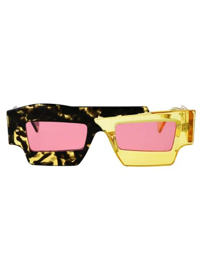 Kuboraum Sunglasses In Yh Pink1*