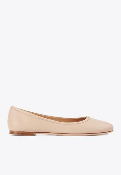 Chloé C-logo Ballerina Flats In Nude