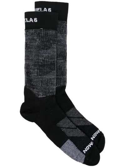 Mm6 Maison Margiela X Salomon Intarsia-knit Logo Socks In Black