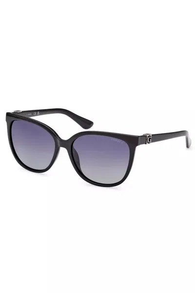 Guess Jeans Chic Square Black Sunglasses In Gray