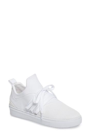 steve madden lancer white