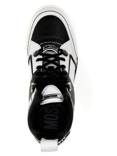 Moschino Kevin Trainers In White/black