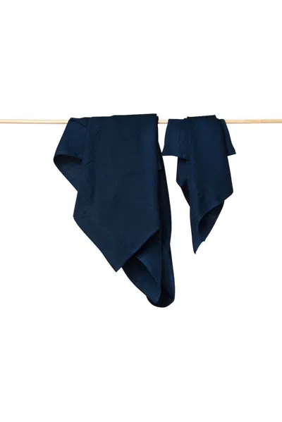 Bloom & Give Cabo Organic Cotton Bath Towel In Navy In Brown