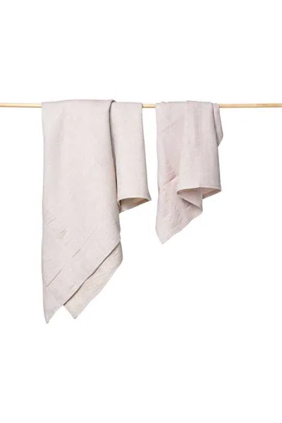 Bloom & Give Cabo Organic Cotton Bath Towel In Oat In Black