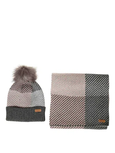 Barbour Knitted Scarf And Hat In Light Grey
