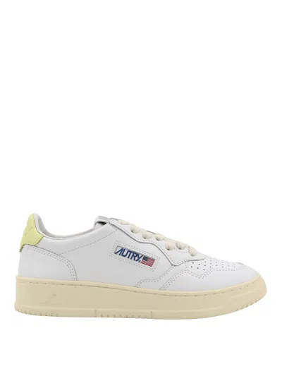 Autry Medalist Leather Yellow Shoes In White