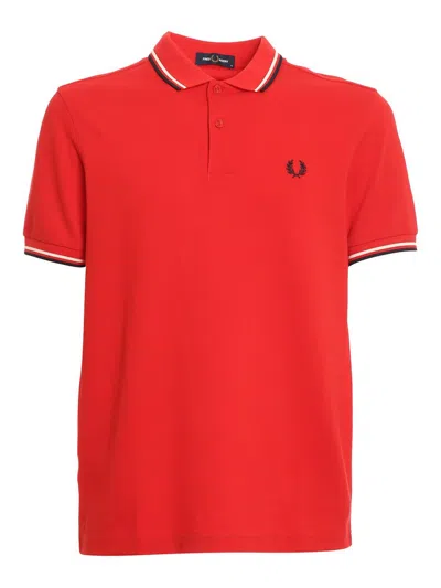 Fred Perry Twin Tipped Short In Red