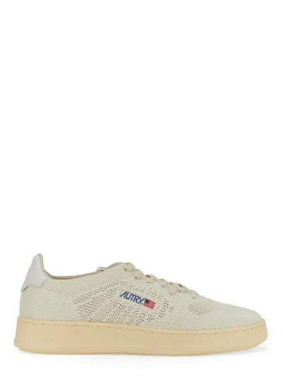 Autry Medalist Easeknit Low Fabric Trainers In White