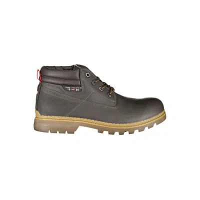 Carrera Contrast Laced Boots With Iconic Logo In Brown