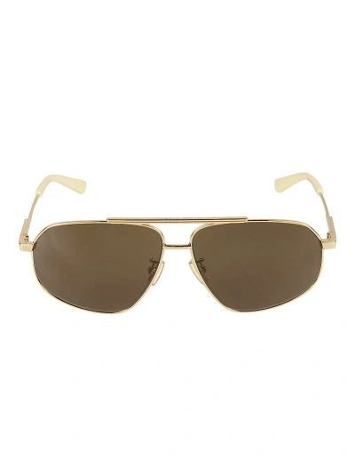 Bottega Veneta Gold-tone Aviatore Style Sunglasses In Gold/brown