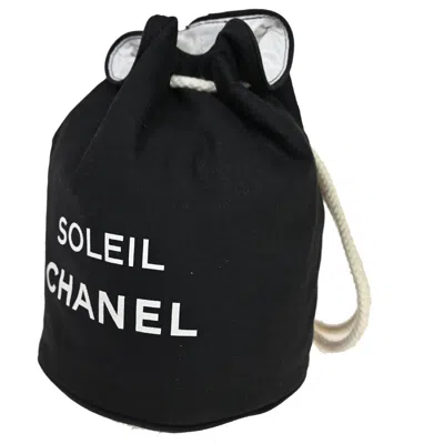 Pre-owned Chanel Drawstring Black Canvas Shoulder Bag ()