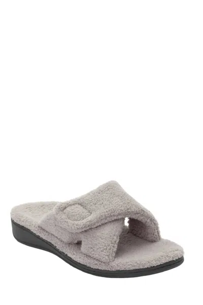 Vionic Women's Relax Slippers In Light Grey