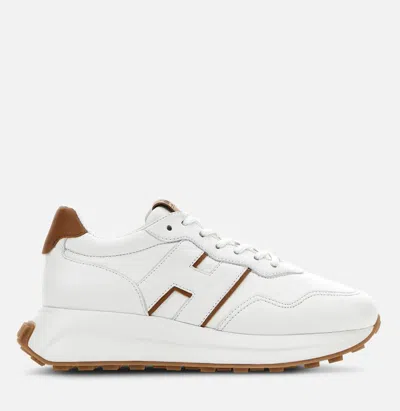 Hogan Trainers In White