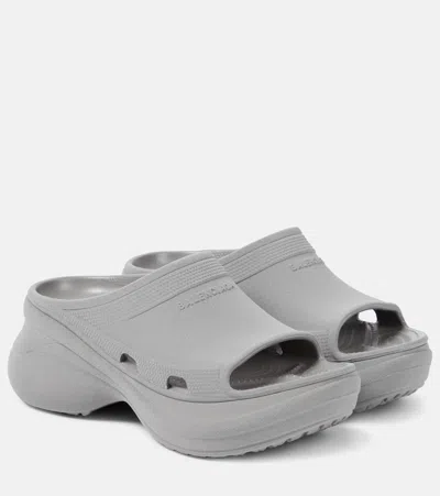 Balenciaga X Crocs Pool Slides In Grey