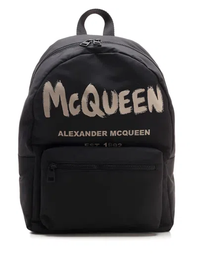 Alexander Mcqueen Black Metropolitan Graffiti Backpack In Nero E Bianco