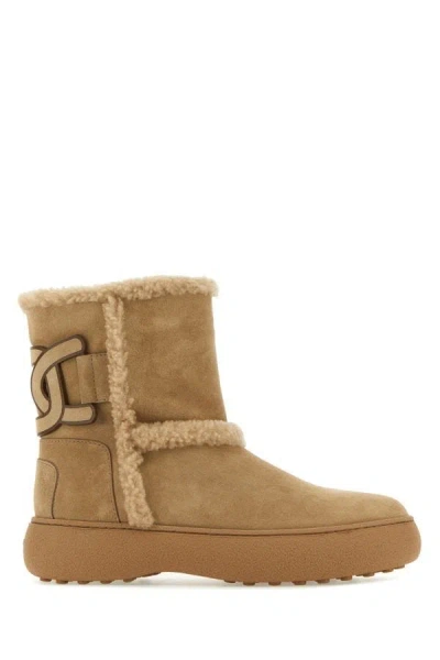 Tod's Beige Low Boots With Fur