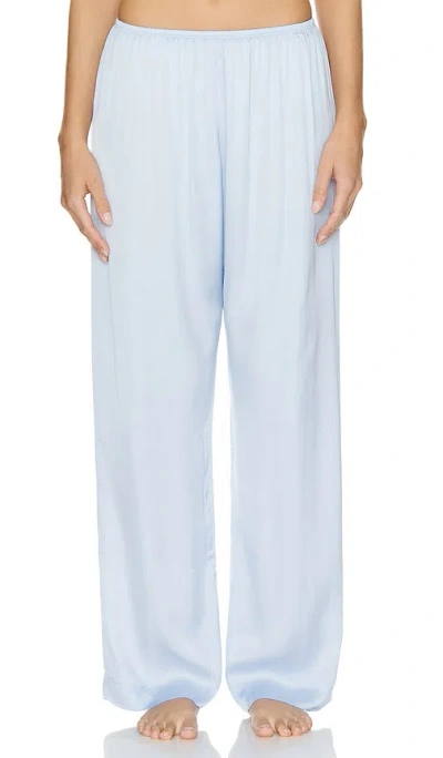 Donni Silky Simple Pant In 云