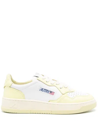 Autry Medalist Low Wom - Leat/leat Shoes In Wb36 Wht/lime Yl