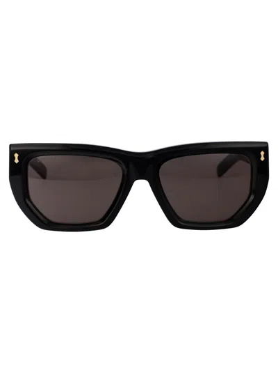 Gucci Sunglasses In 001 Black Black Grey