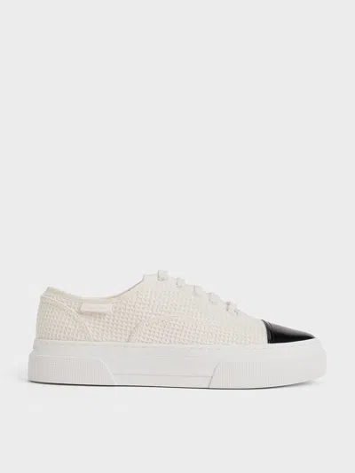 Charles & Keith Joshi Textured Two-tone Sneakers In Chalk