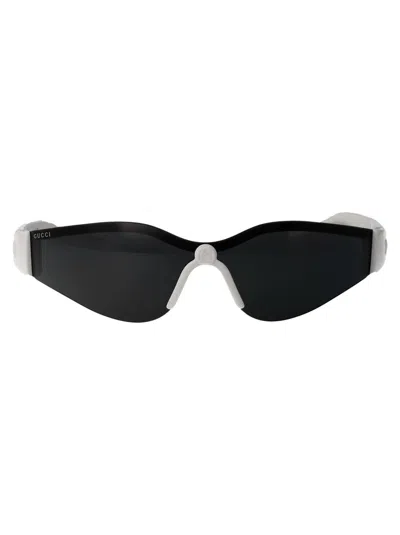 Gucci Sunglasses In 006 White White Grey